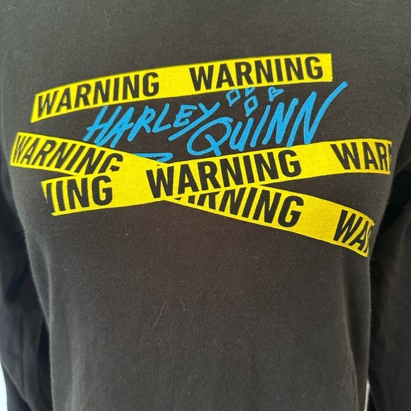 Birds of Prey Harley Quinn Warning Small Long Sleeve Shirt Unisex Black - Picture 4 of 9